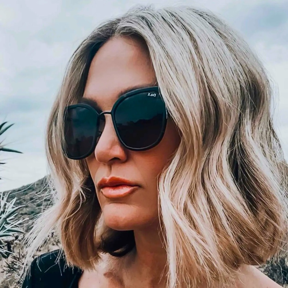 Women’s Oversized Black Fashion Sunglasses - Unbranded